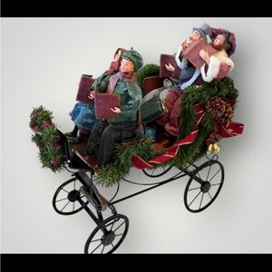 VINTAGE LARGE FABRIC MACHE TRADITIONS CAROLING FAMILY IN CARRAIGE CENTERPIECE